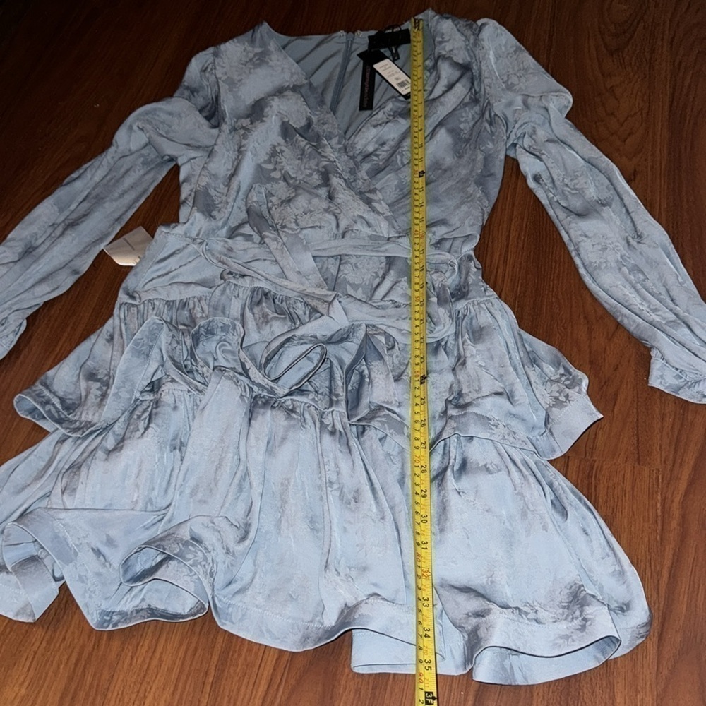 NWT BCBG MAXAZRIA Shadow Belt Long Sleeve Mini Evening Dress 12 Bloomingdale’s - Picture 3 of 10